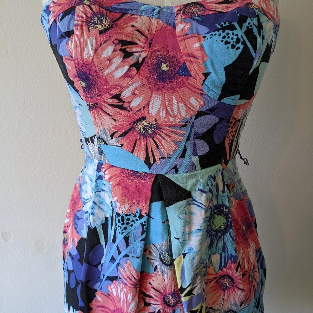 Colorful Floral Dress - Picture 4 of 8